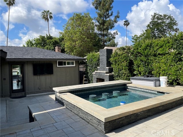 Building Photo - 515 E Sierra Madre Blvd