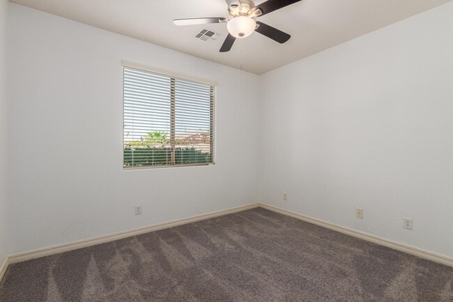 Building Photo - 622 W San Carlos Way