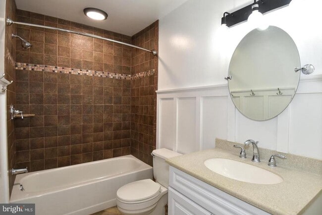 Building Photo - 5920 Langton Dr