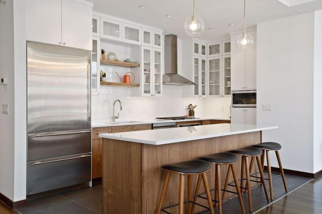 Building Photo - 201 S 11th St