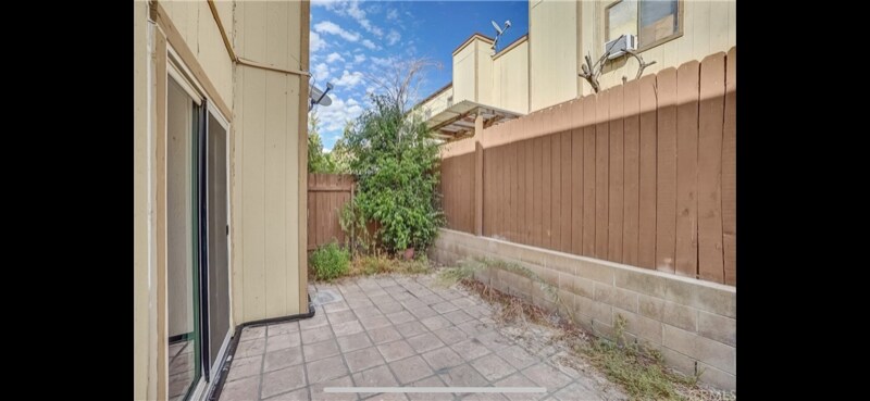 Building Photo - 12828 Ramona Blvd