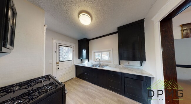 Building Photo - 224 Mifflin Ave