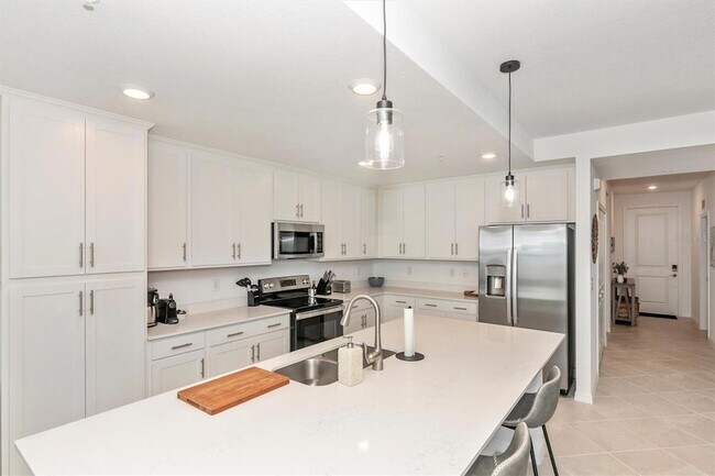 Building Photo - 12140 Wellen Golf St