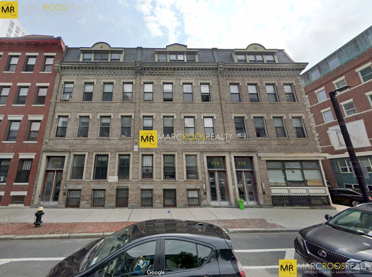 Building Photo - 748 Columbus Ave