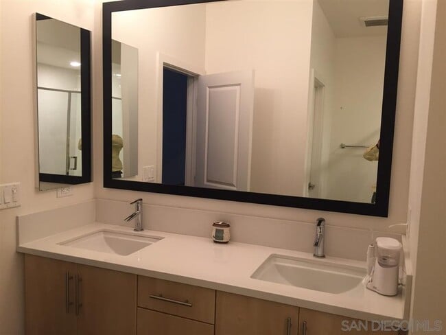 Building Photo - 1660 Fairlead Ave