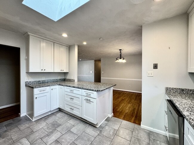 Building Photo - Available NOW! Lakefront 4 Bedroom/2 Bath Home, Pet-Friendly, Fenced Yard, Great School Zones!