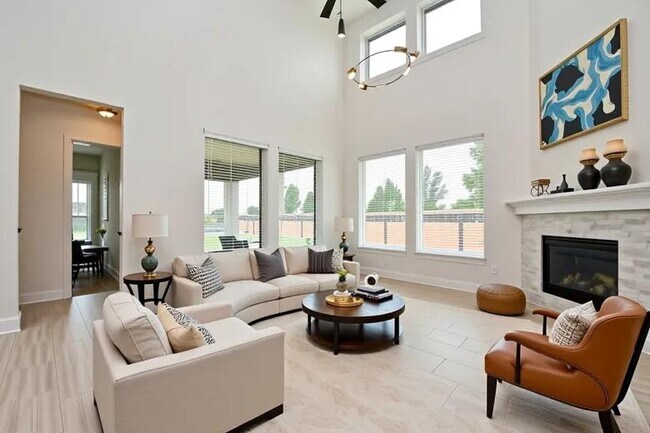 Building Photo - 7319 Bayberry Crescent Ln