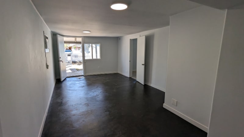 Building Photo - 1841 E Harvard St