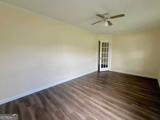 Building Photo - 519 Lake Jordan Blvd W