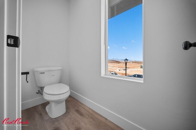 Building Photo - Brand New 3 Bedroom Townhome