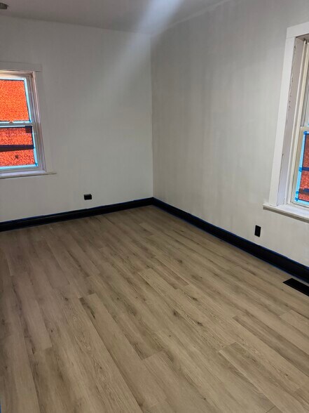 1st Bedroom - 5965 W Erie St