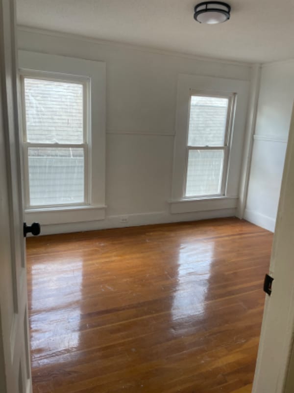 Building Photo - 1 Ware