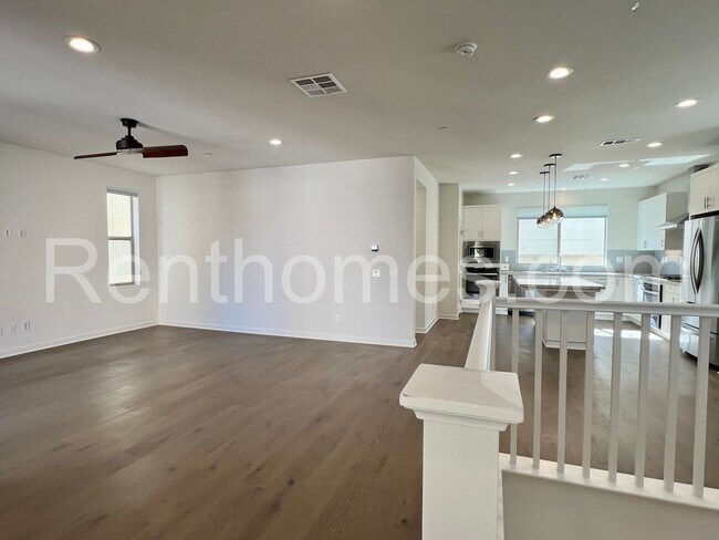 Building Photo - 15113 Lincoln Lp