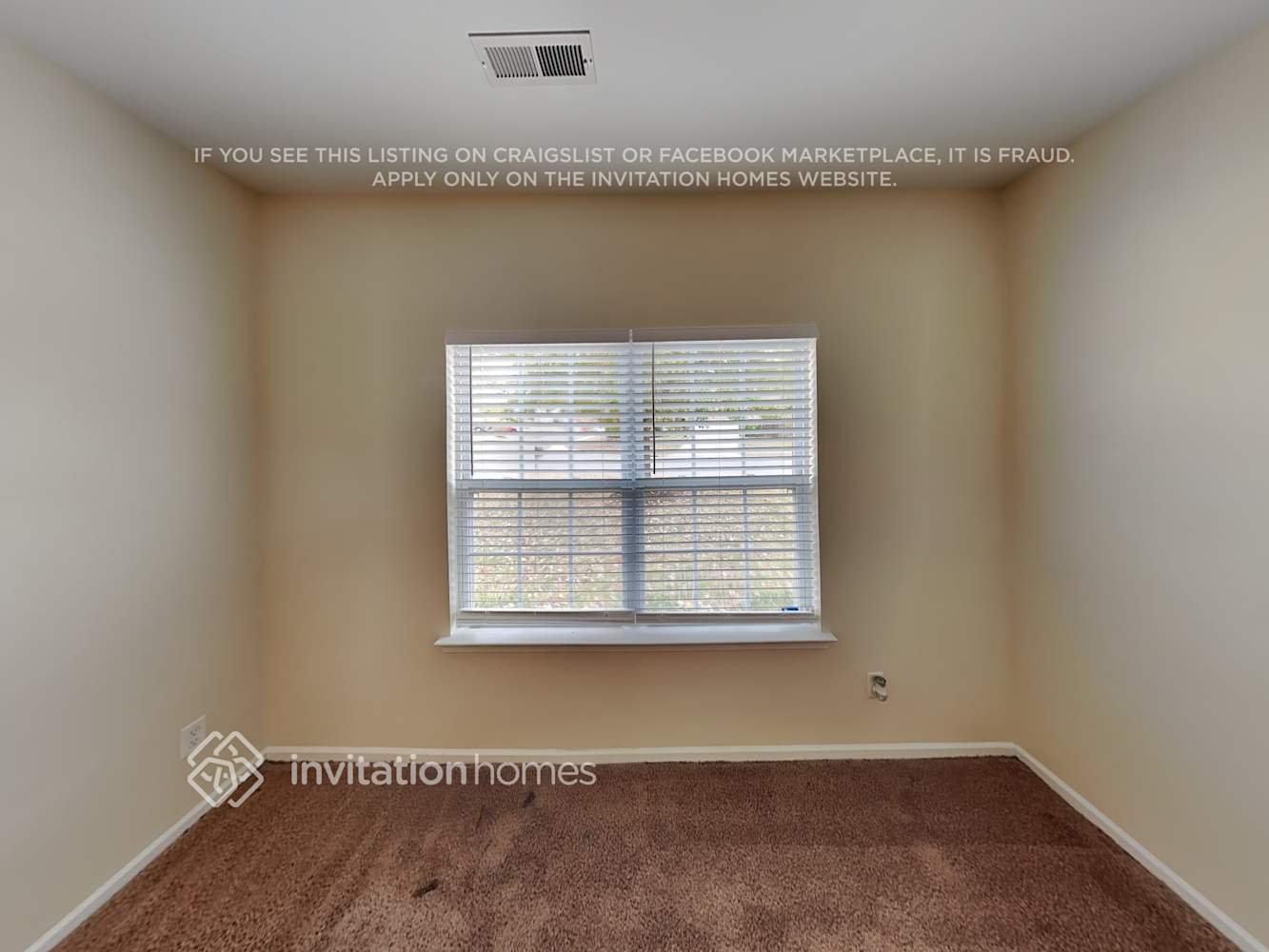 Building Photo - 200 Augustus Lane