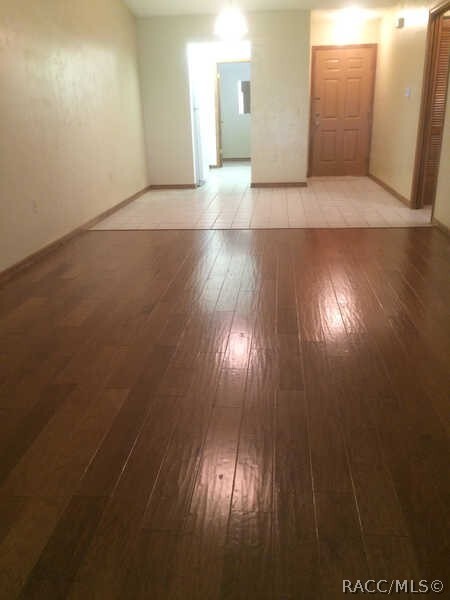 Building Photo - 270 E Glassboro Ct