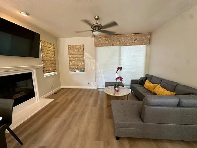 Building Photo - 2052 Twin Creeks Pl