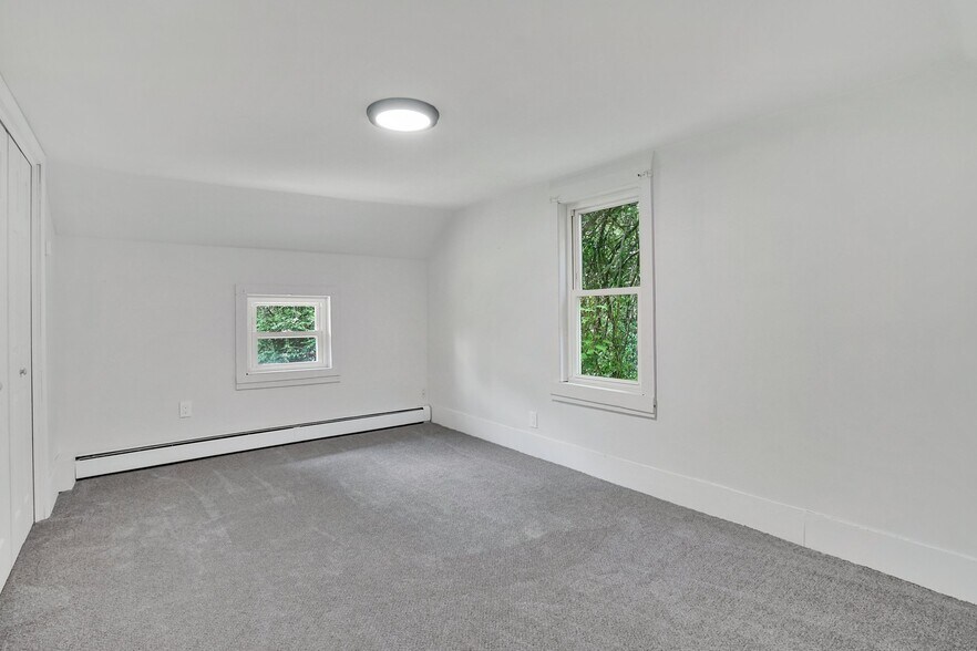 Building Photo - 46 Chestnut Street Pl