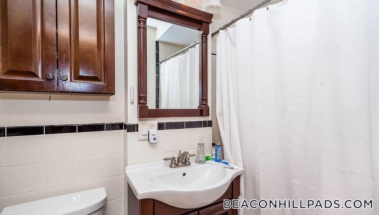 Building Photo - 97 Myrtle St