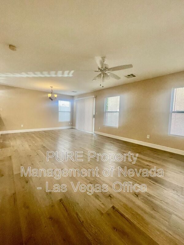 Building Photo - 126 Solidago Ave