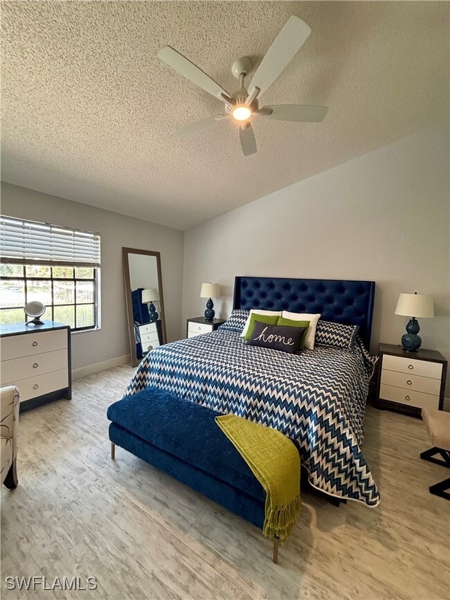 Building Photo - 800 Meadowland Dr