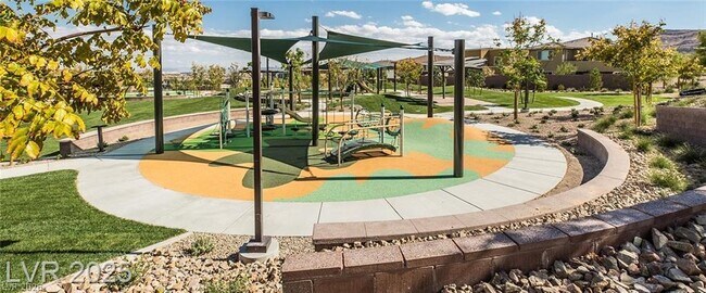 Building Photo - 5873 Skyfall Ct