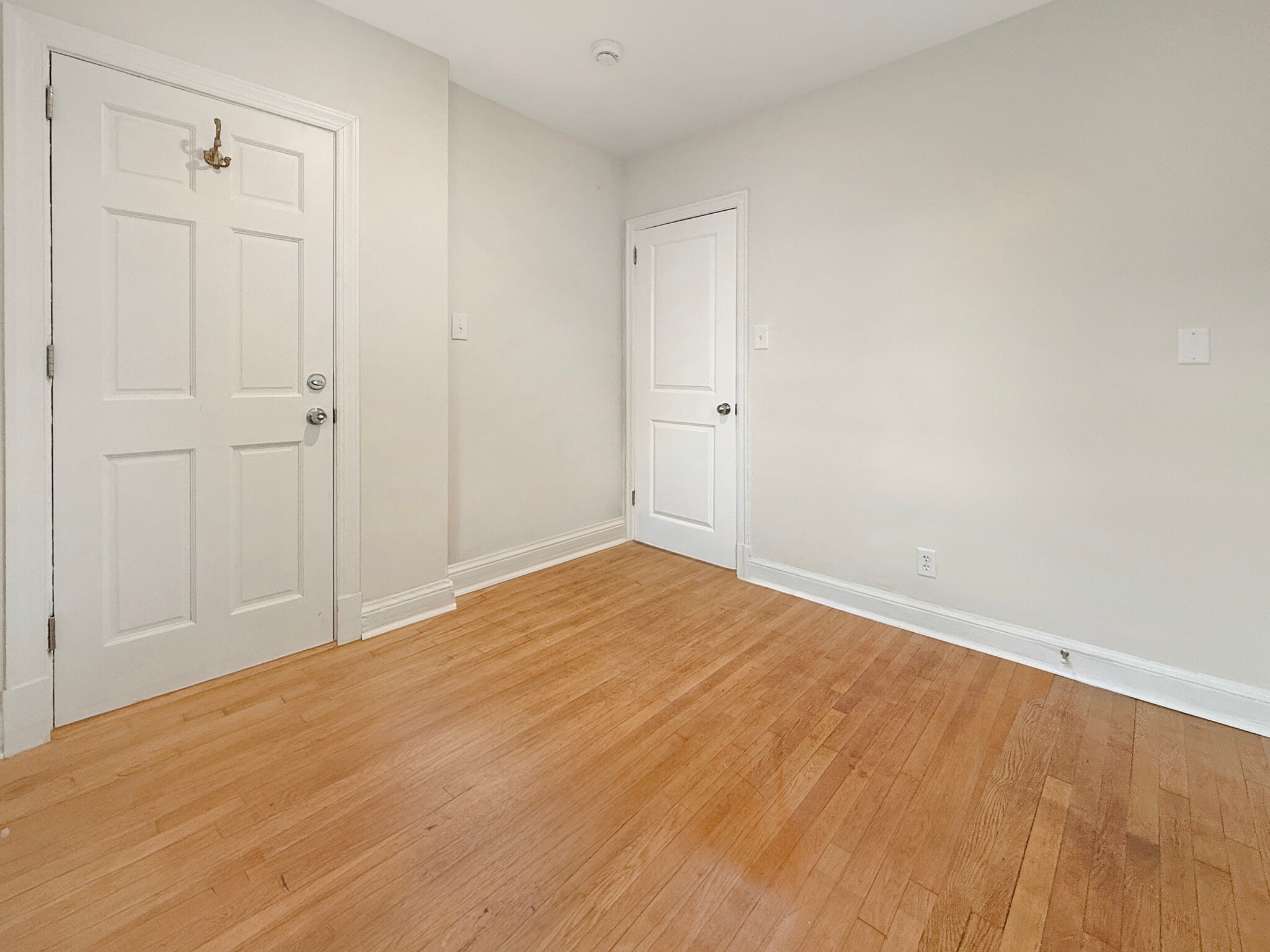 Building Photo - 4800 3rd St NW