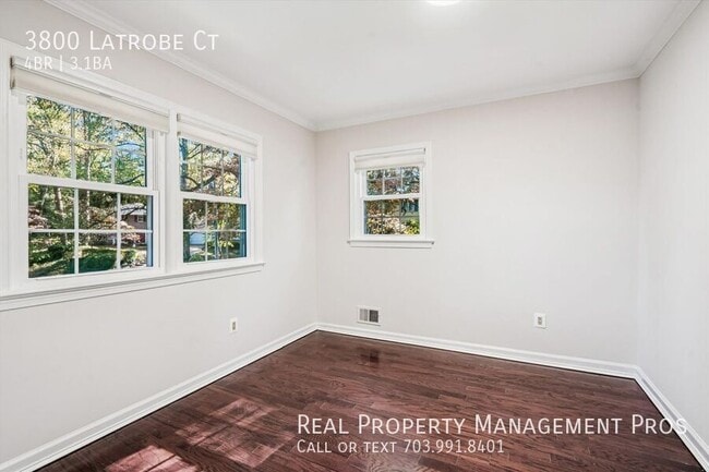 Building Photo - 3800 Latrobe Ct