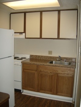 Kitchen - Camden Way Apartments