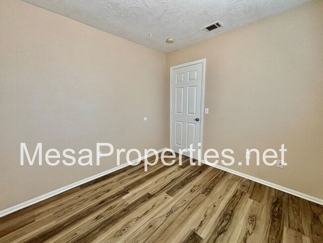 Building Photo - 16814 Cactus St