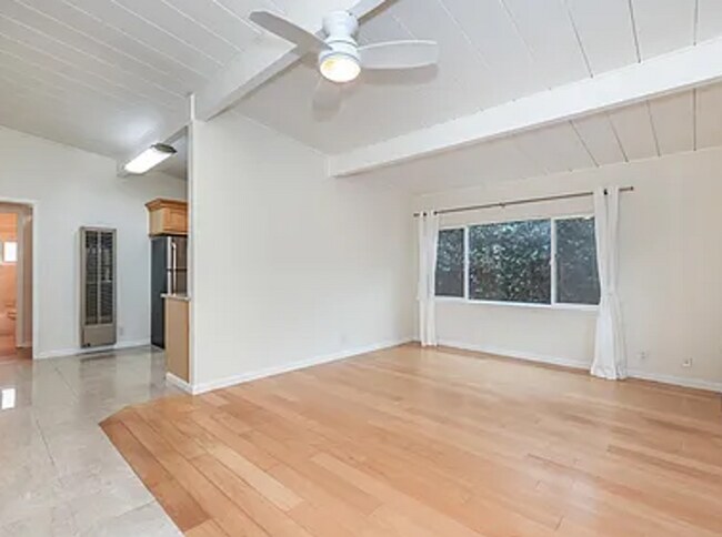 Building Photo - Beautiful Single Story 3bd House Recently ...