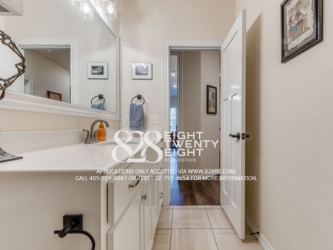 Building Photo - **COMING JANUARY 2ND!!!** STUNNINGLY BEAUTIFUL SPACIOUS 5 BED/3 BATH HOME IN ST JAMES PARK!