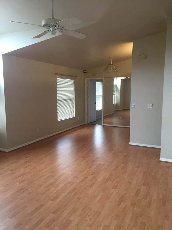 Building Photo - 13247 Whitehaven Ln