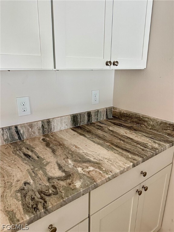 Building Photo - 1131 SW 16th Terrace