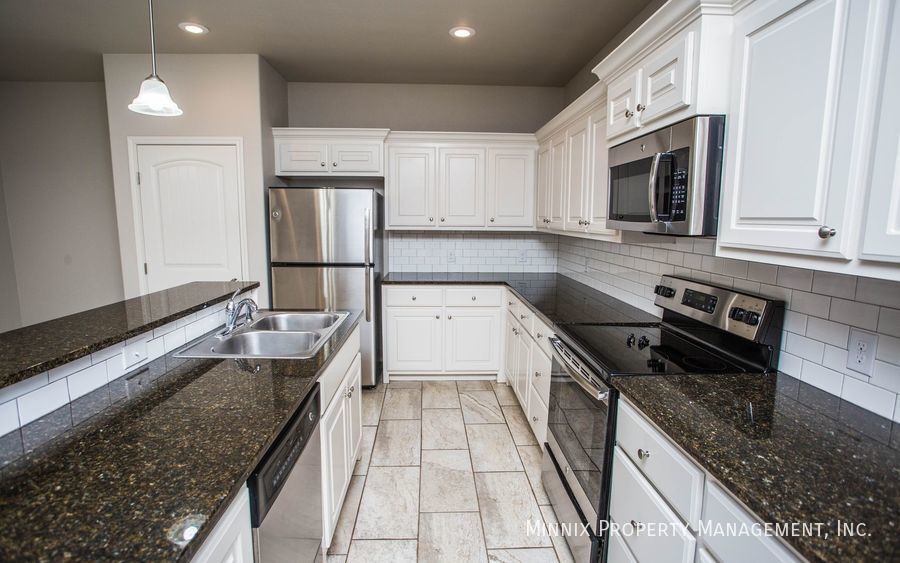 Building Photo - 2617 113th St