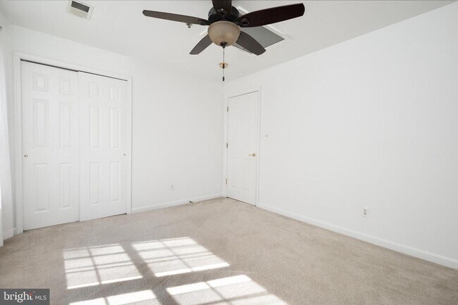Building Photo - 8975 Harrover Pl