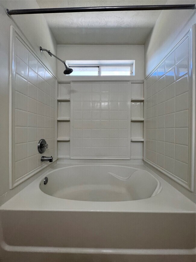 Building Photo - 710 Cape Cottage Ln