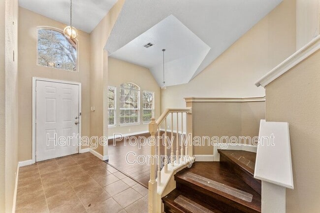 Building Photo - 13115 Almond Bend Dr