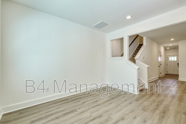 Building Photo - 416 W Parima Ct