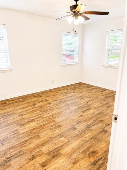 Building Photo - 3053 Topaz Ln