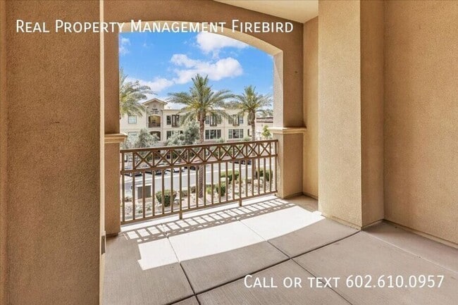 Building Photo - 7297 N Scottsdale Rd