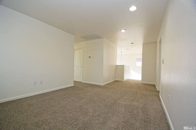Building Photo - 10725 Cordero Dr