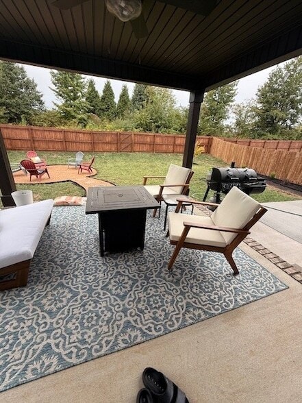 Building Photo - 329 Wesson Dr