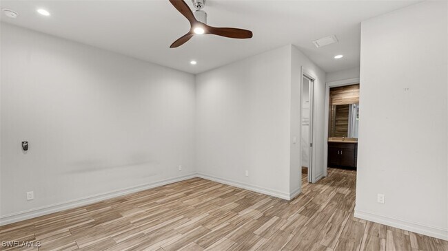 Building Photo - 8720 Cypress Lake Dr