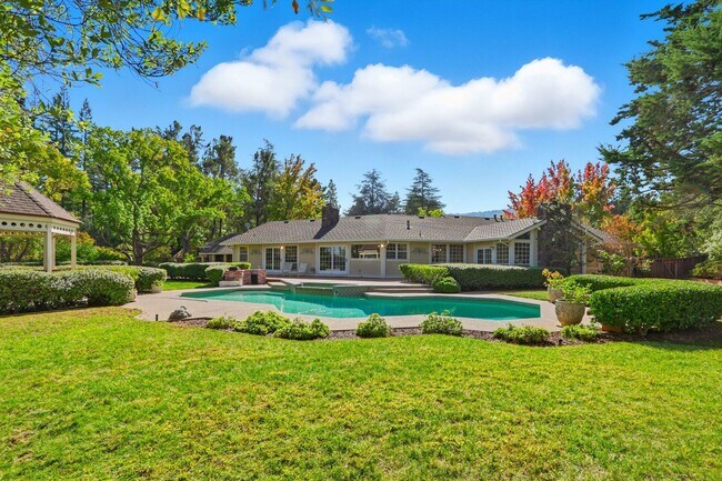 Building Photo - Stunning 3,488 Sq. Ft. Home with Pool & 3-...