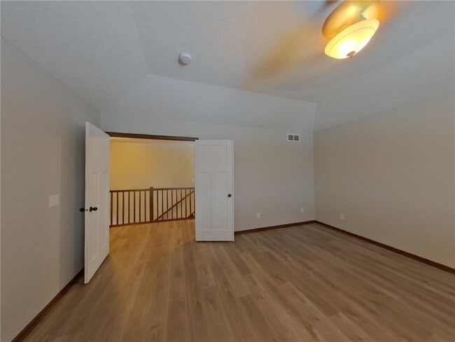 Building Photo - 1133 Rosemary Ln