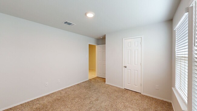 Building Photo - 9606 Falme Ln
