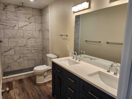 Building Photo - 729 Keenway Cir