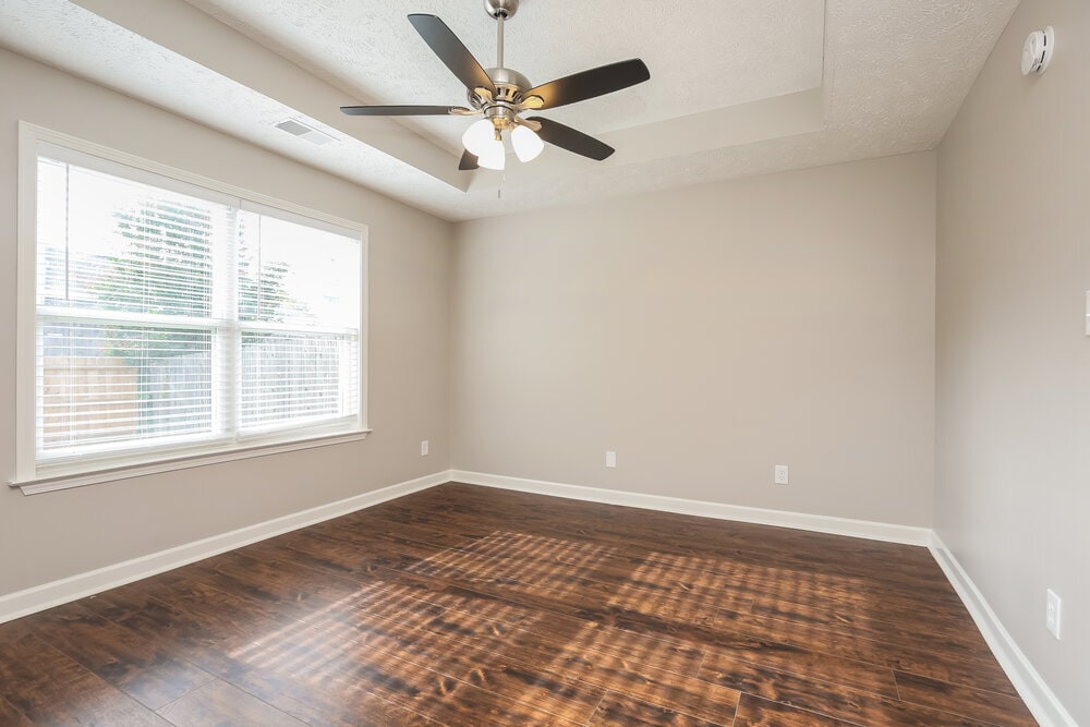 Building Photo - 1632 Beaconcrest Cir
