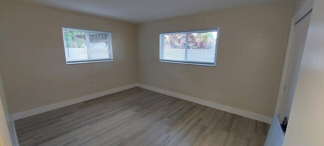 Bedroom 2 - 1235 SW 13th Cir