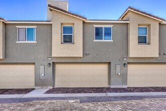 Building Photo - 6816 Citron Mist Ct